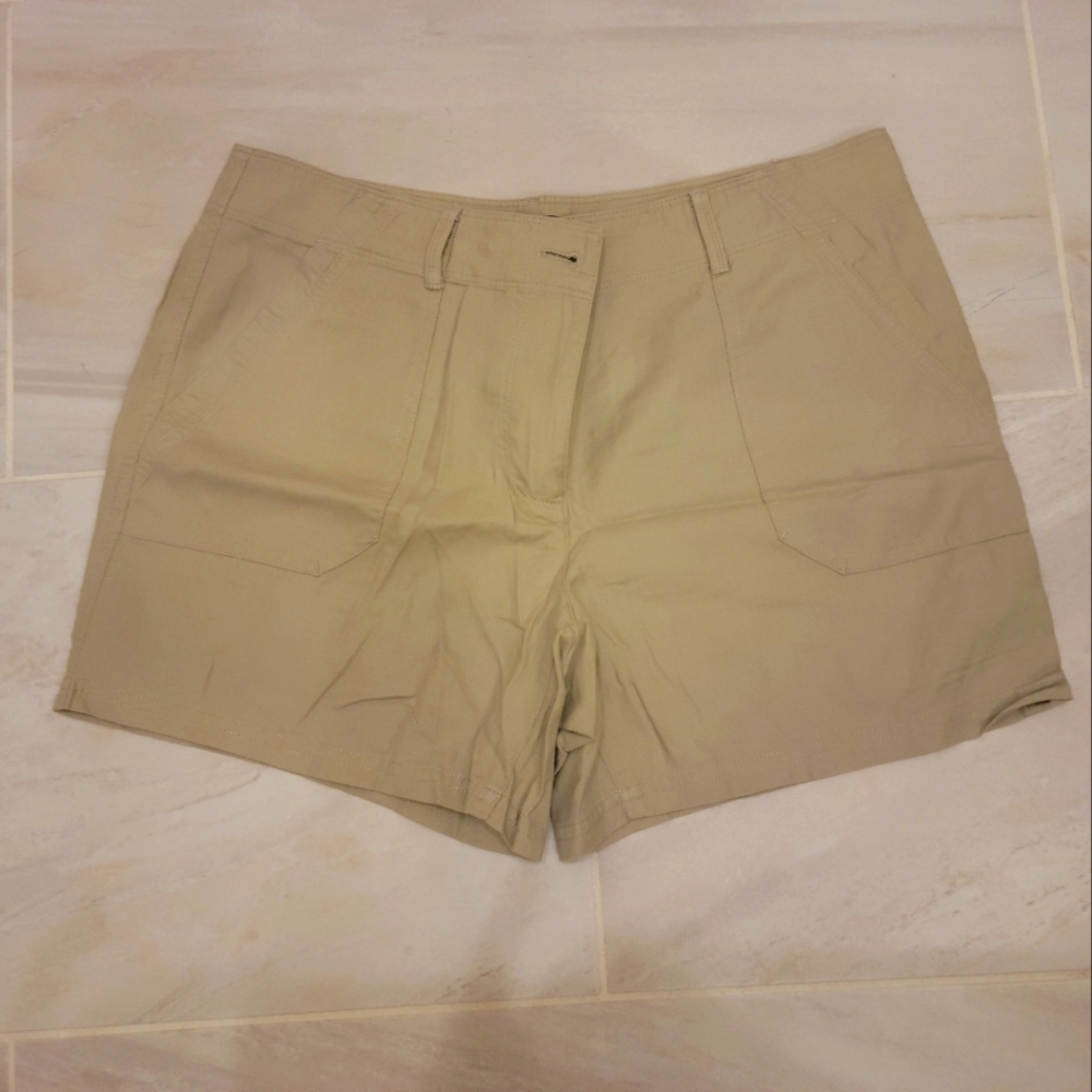 Tommy Bahama ladies short